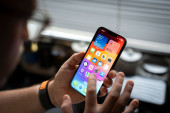 Koliko bi zaista koštao iPhone ako bi se pravio u Americi: Ne bi bio za obične smrtnike