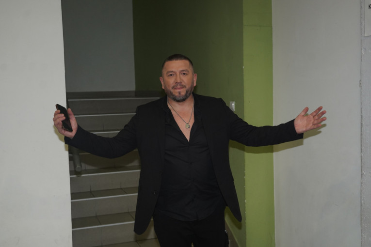 Pevač planira da ode iz grada i započne novi život: Pomenuo i stočarstvo!