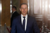 Mali upitao Nikezića: Ko je kriv što dok ste bili na vlasti niste bili sposobni da izgradite ni par kilometara auto-puta?