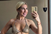 Skinula se Jovana Jeremić! Pokazala svaki detalj na izvajanom telu (FOTO)