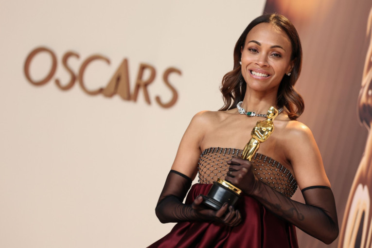 Zoe Saldana o jezivom iskustvu na dodeli Oskara: Sve se dogodilo samo sat vremena nakon što je osvojila nagradu (FOTO/VIDEO)