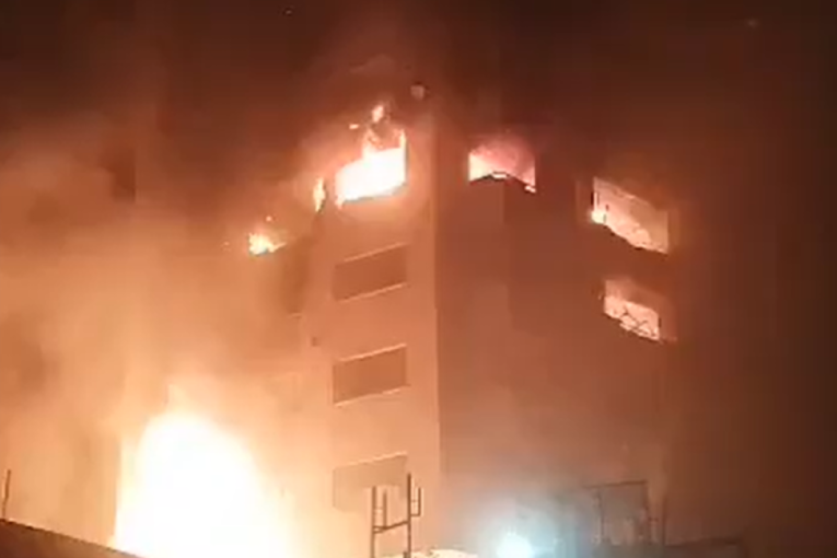 Zastrašujuća noć u Teheranu: Ovako je sinoć izgledao Iran tokom izraelskog napada (VIDEO)