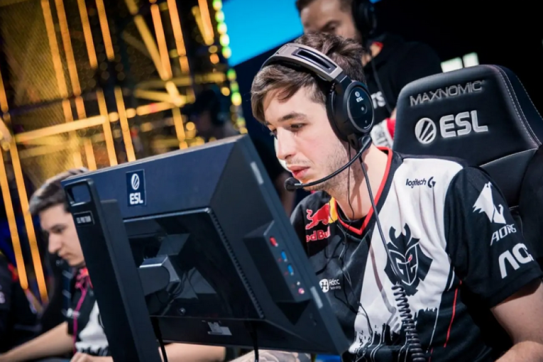 kennyS o huNter-u: "Prirodna evolucija njegove karijere"