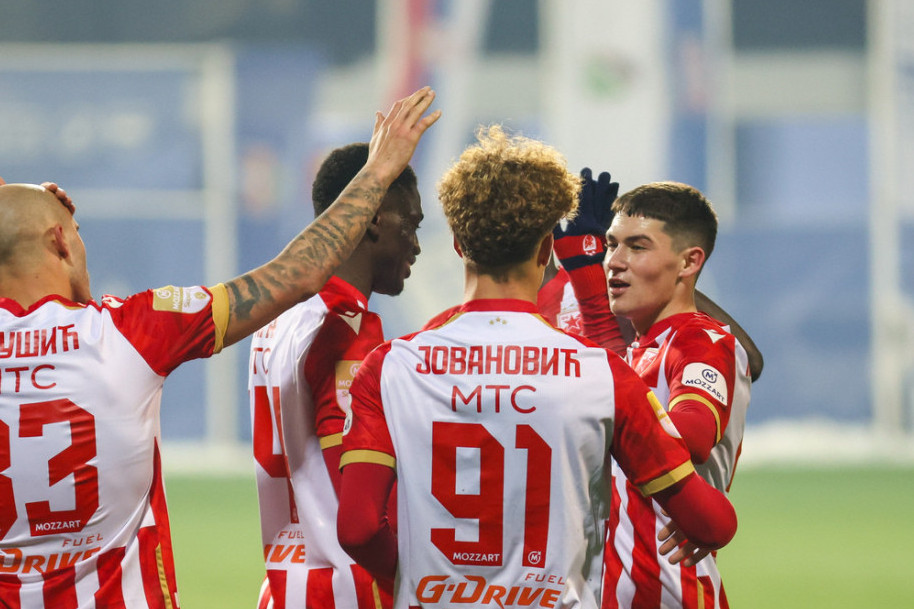 Zvezda prodala svog bisera: Mladi ofanzivac se seli u Štutgart za milione!