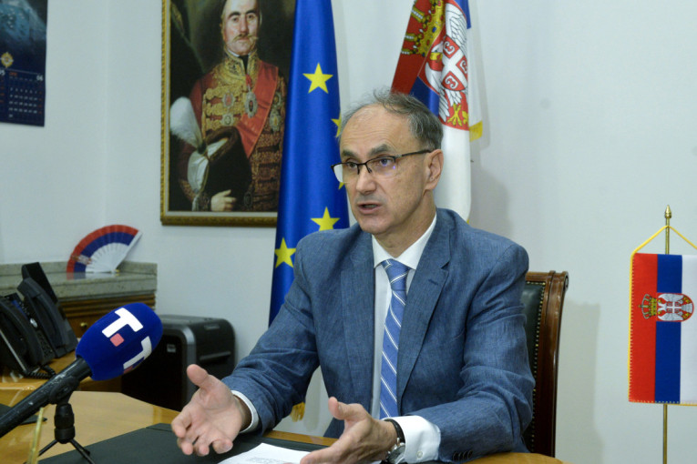 Macut: Vlada Srbije donela odluku o upisnim kvotama, osim za tri fakulteta (VIDEO)